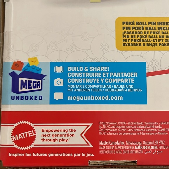 Brand new Mega Pokémon Build & Show Pikachu Evolution Trio building blocks - Picture 9 of 10